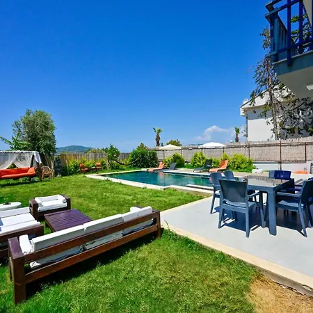 ヴィラ Aura Luxury-modern Stylish For 6 Peeople フェティエ