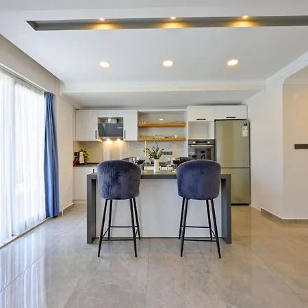 Aura Luxury-modern Stylish For 6 Peeople Villa