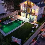 Aura Luxury-modern Stylish For 6 Peeople * フェティエ