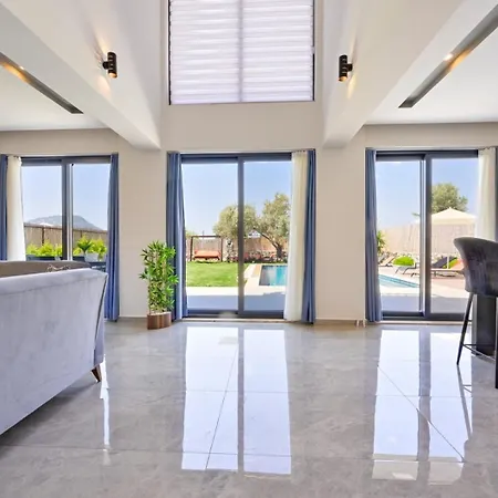 Aura Luxury-modern Stylish For 6 Peeople Villa